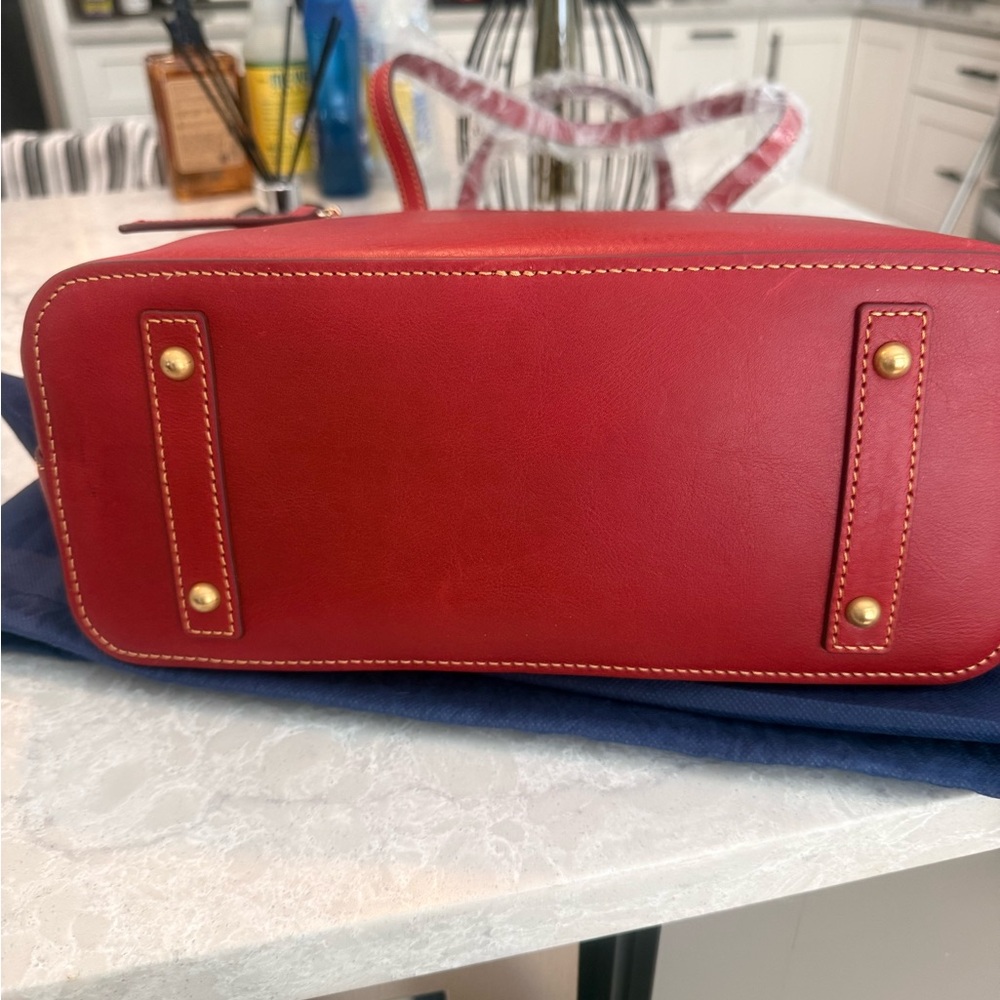 Dooney & Bourke Florentine red tote - Picture 3 of 7